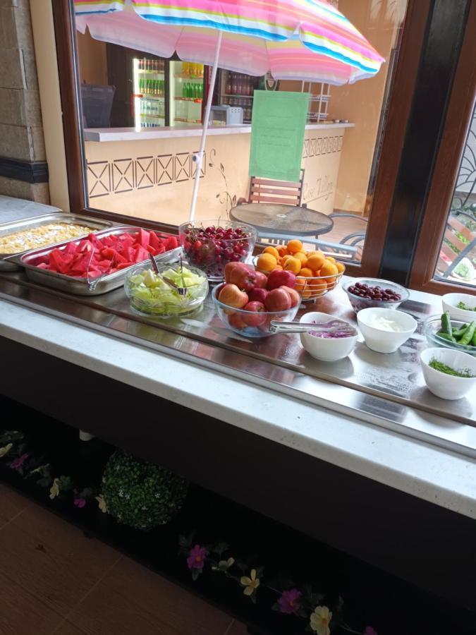 Aparthotel Rose Village