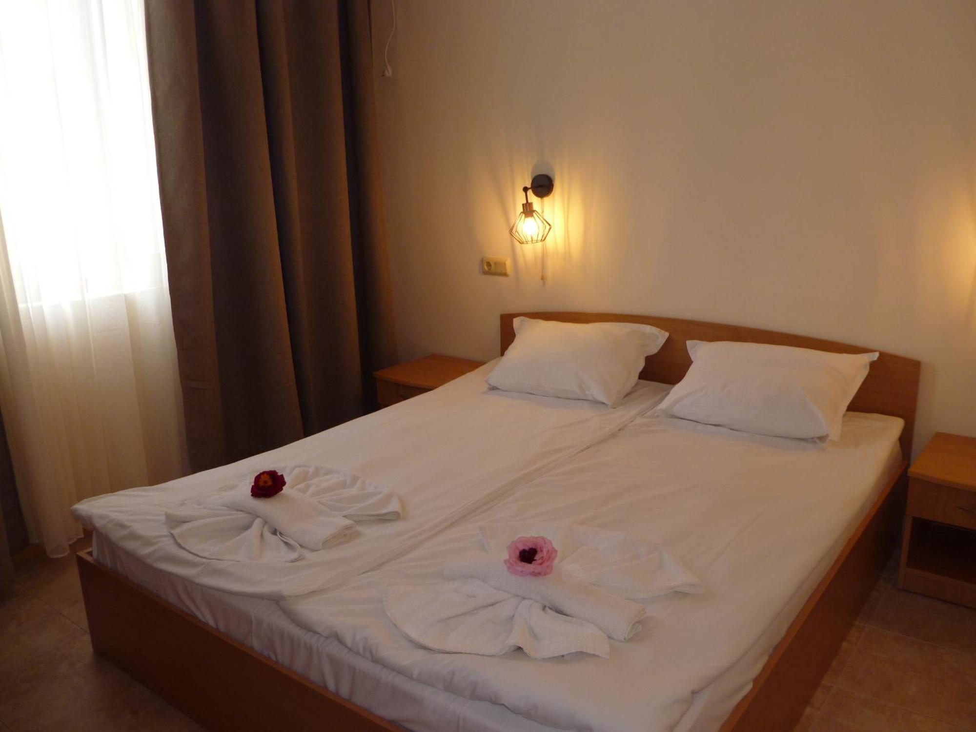 Tourist Complex Rose Village Aparthotel 2*