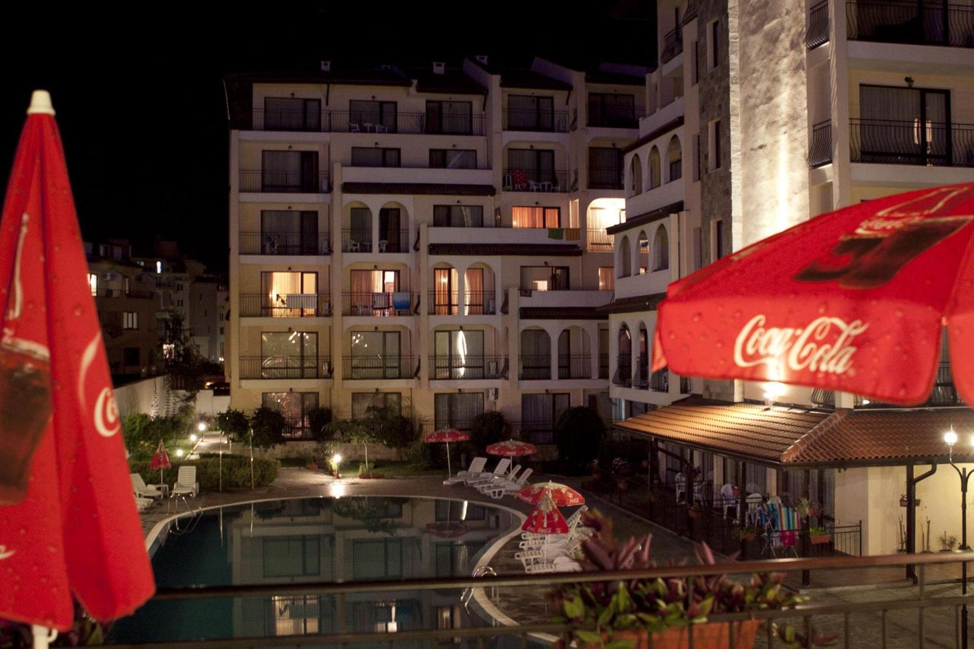Rose Village Aparthotel