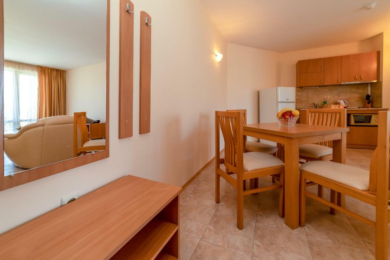 Rose Village Aparthotel